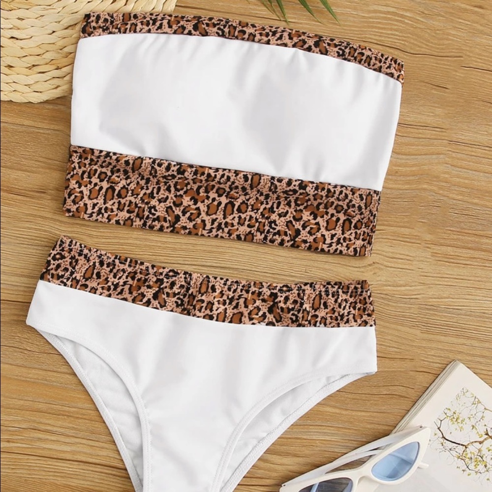 Leopard bikini